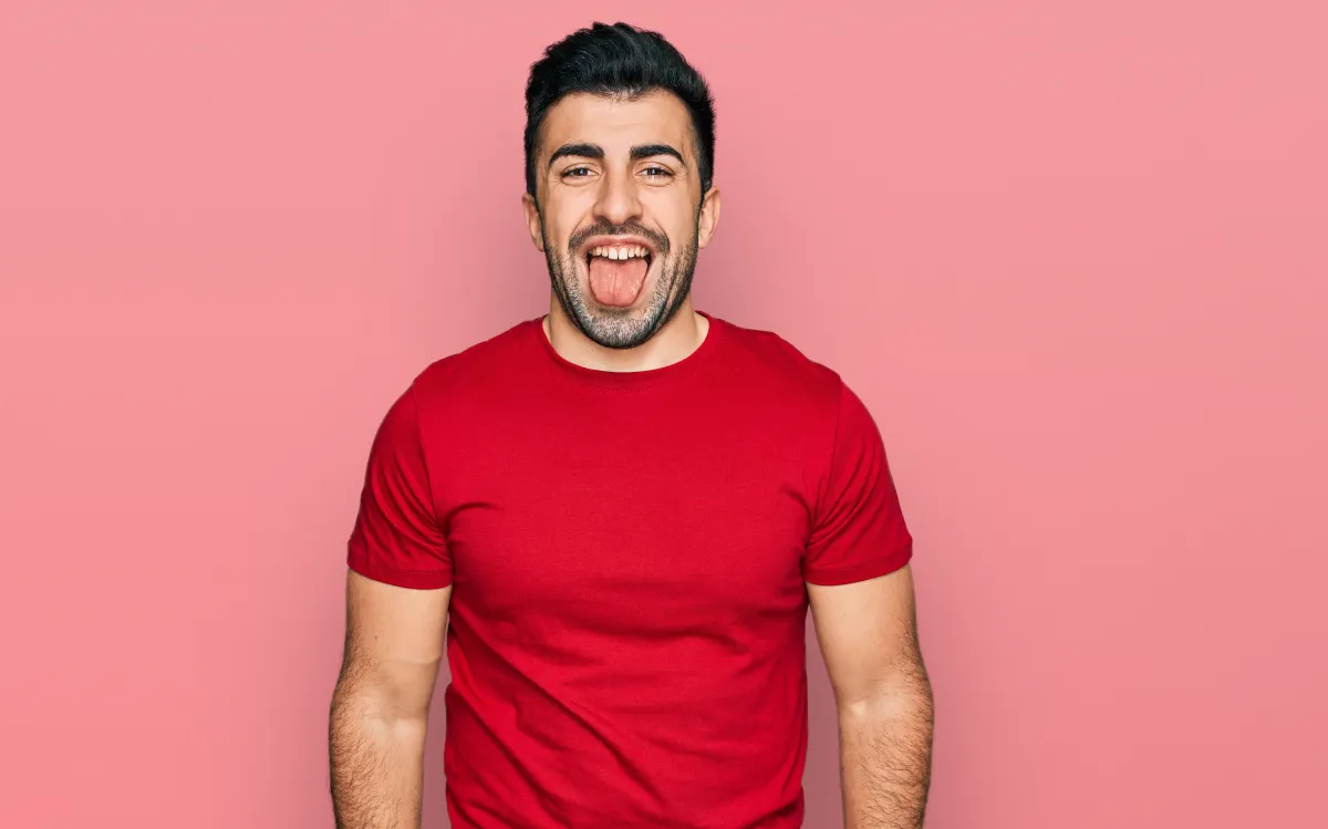 الرسم بأطول لسان