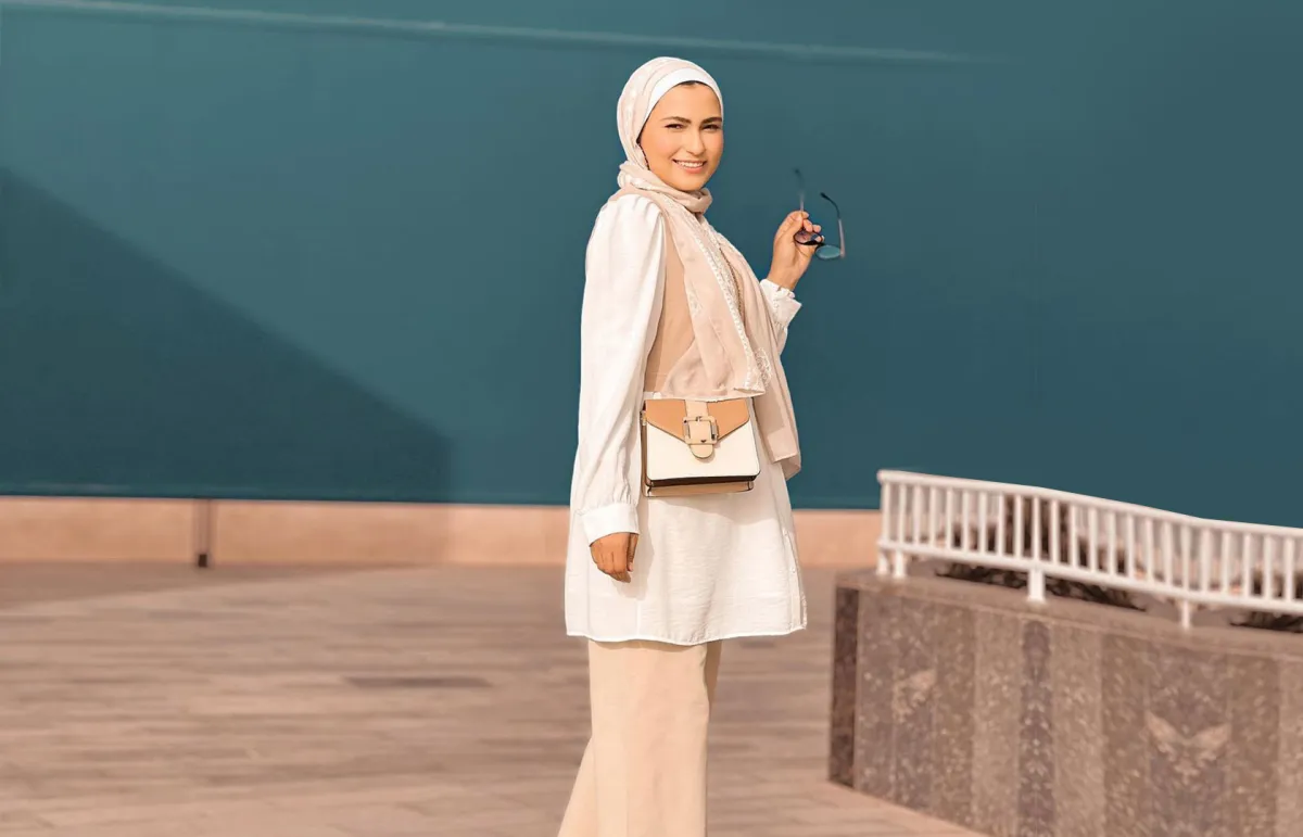 وفاء عز الدين بالبنطلون الواسع - الصورة من حساب وفاء عز الدين على الانستغرام