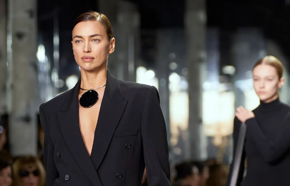 نظرة على صيحات أسبوع الموضة في نيويورك NYFW FW 2023 -2024