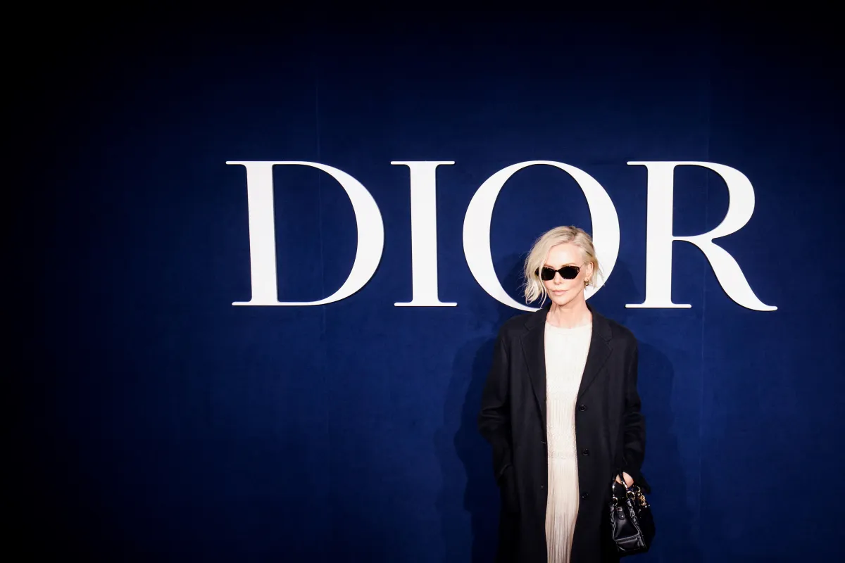  Charlize Theron poses during Christian Dior Womenswear Fall-Winter 2023-2024 collection during Paris Fashion Week- Geoffroy Van der Hasselt  AFP
