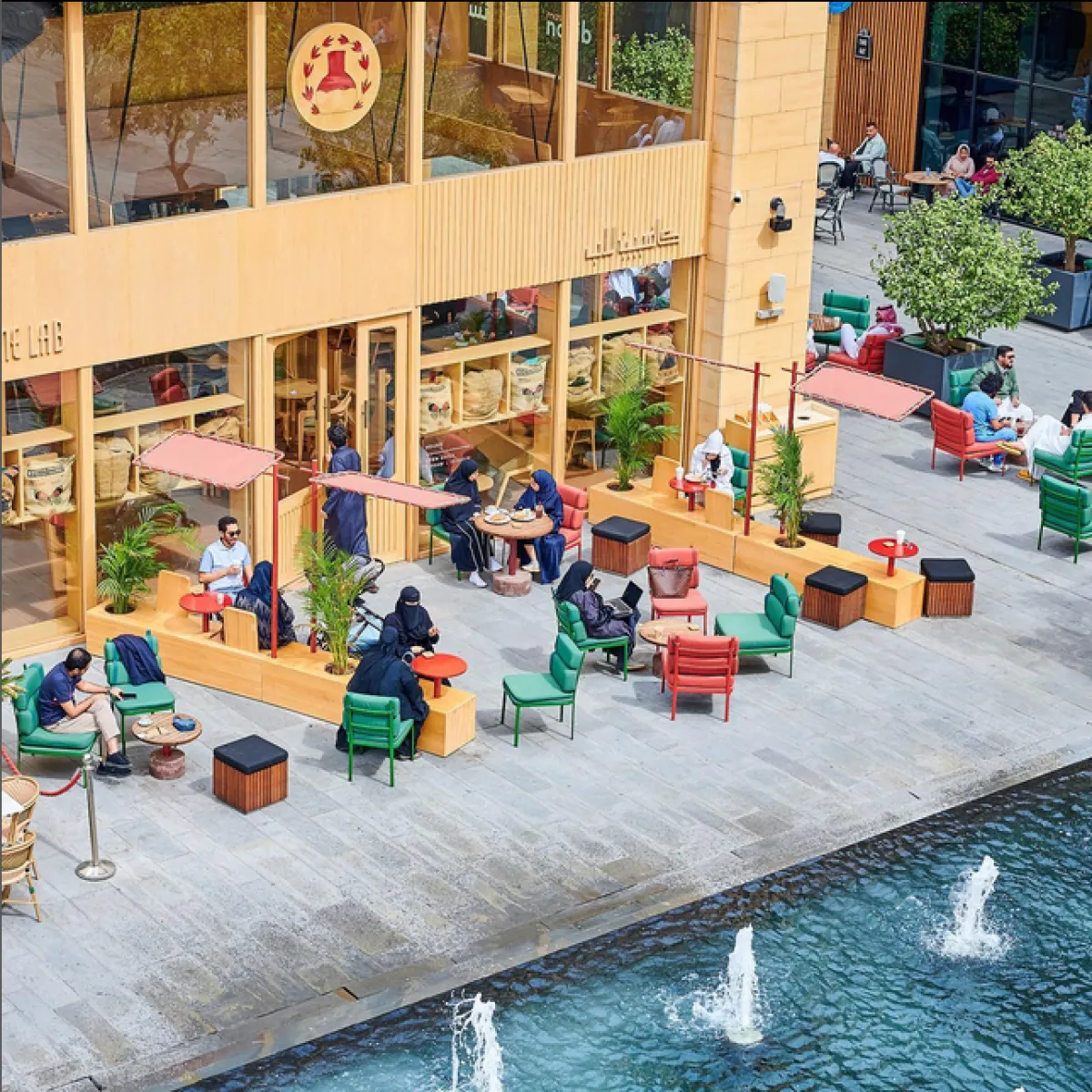 مقهى ومحمصة كافيين لاب 