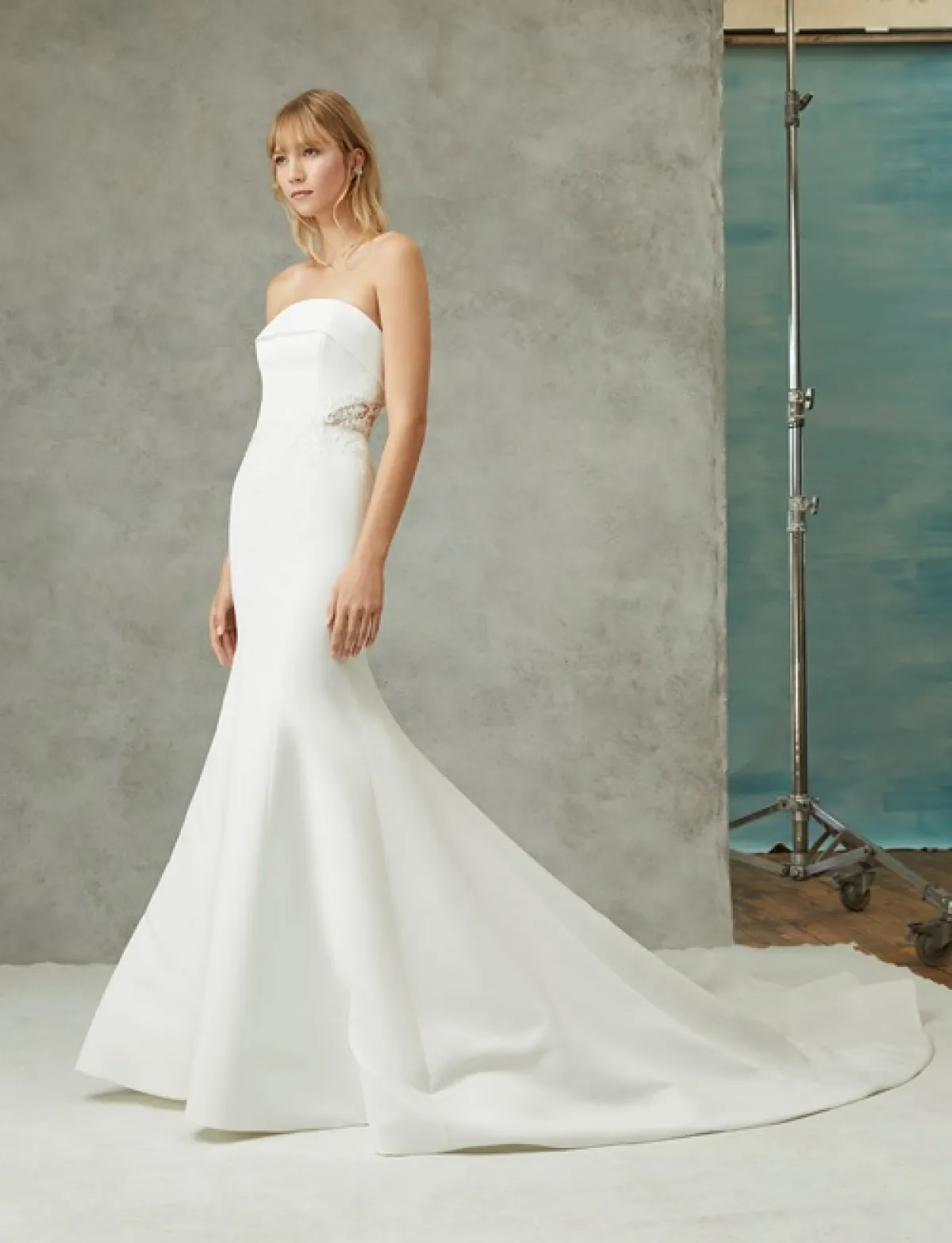 أجمل فساتين الأعراس من الين باي ريتا فينيريس Alyne By Rita Vinieris