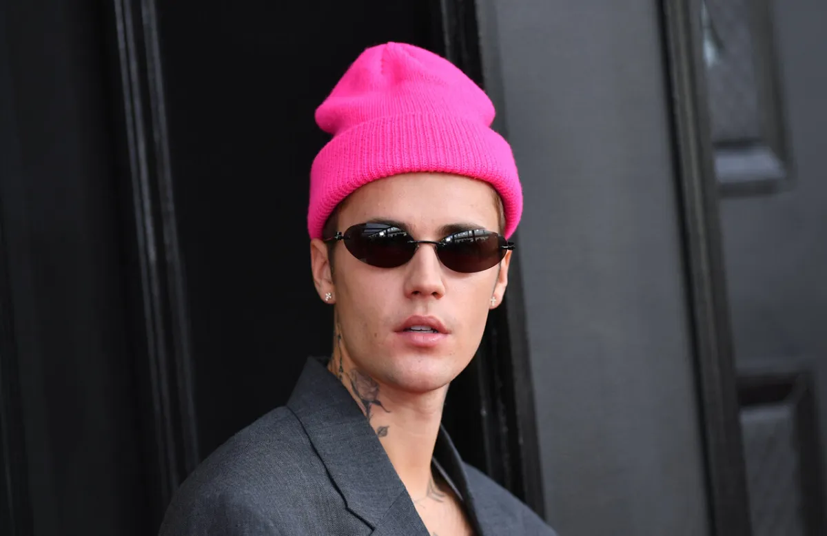 Justin Bieber arrives for the 64th Annual Grammy Awards at the MGM Grand Garden Arena in Las Vegas on April 3, 2022. ANGELA WEISS / AFP