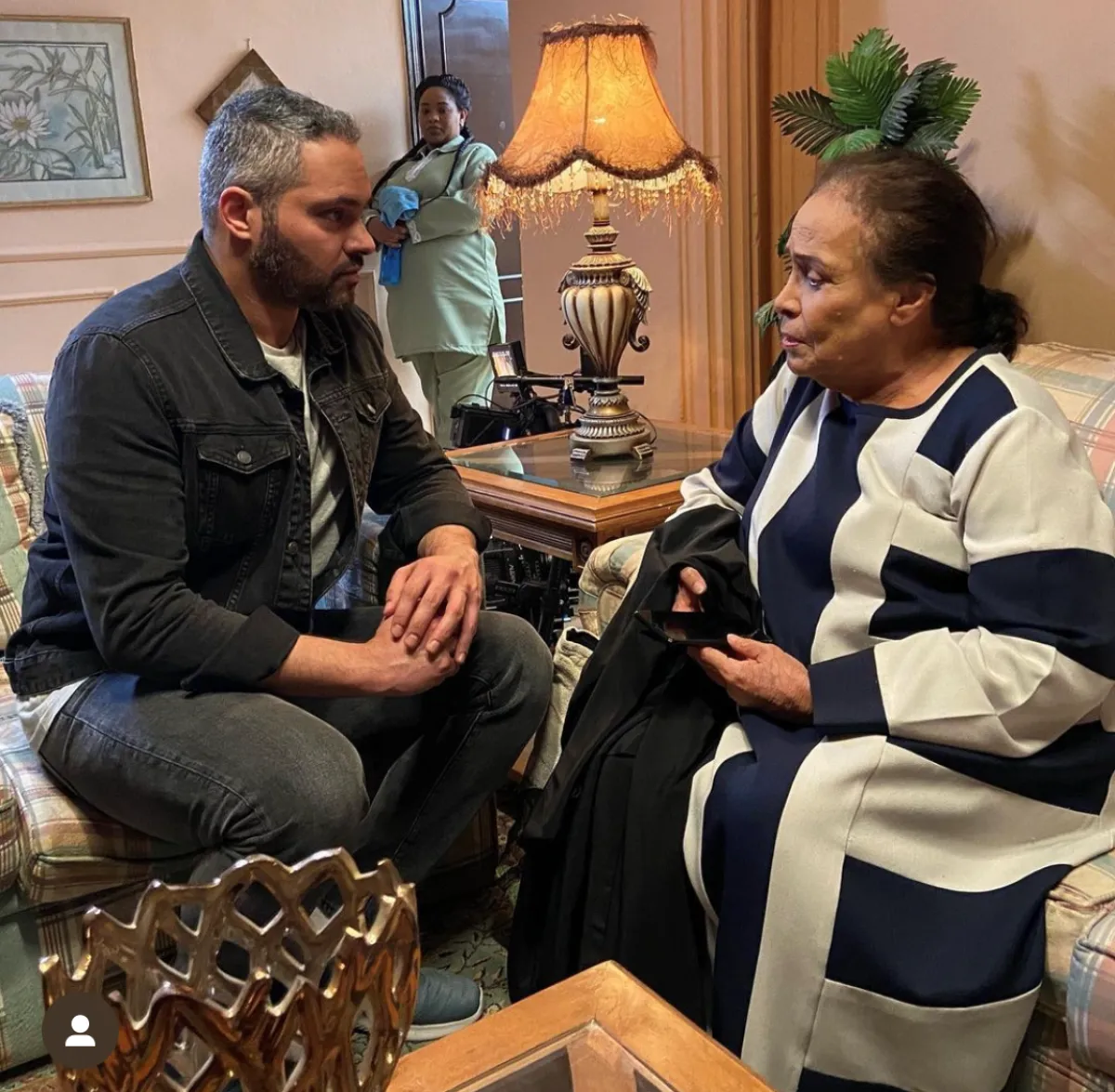 محمد الدوسري وحياة الفهد في كواليس المسلسل - الصورة من حساب محمد على الإنستغرام