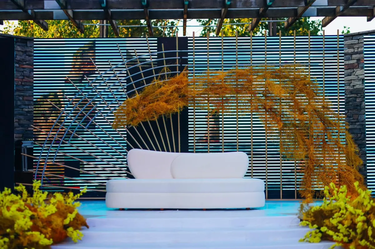 كوشة حفل الزفاف غير تقليدية