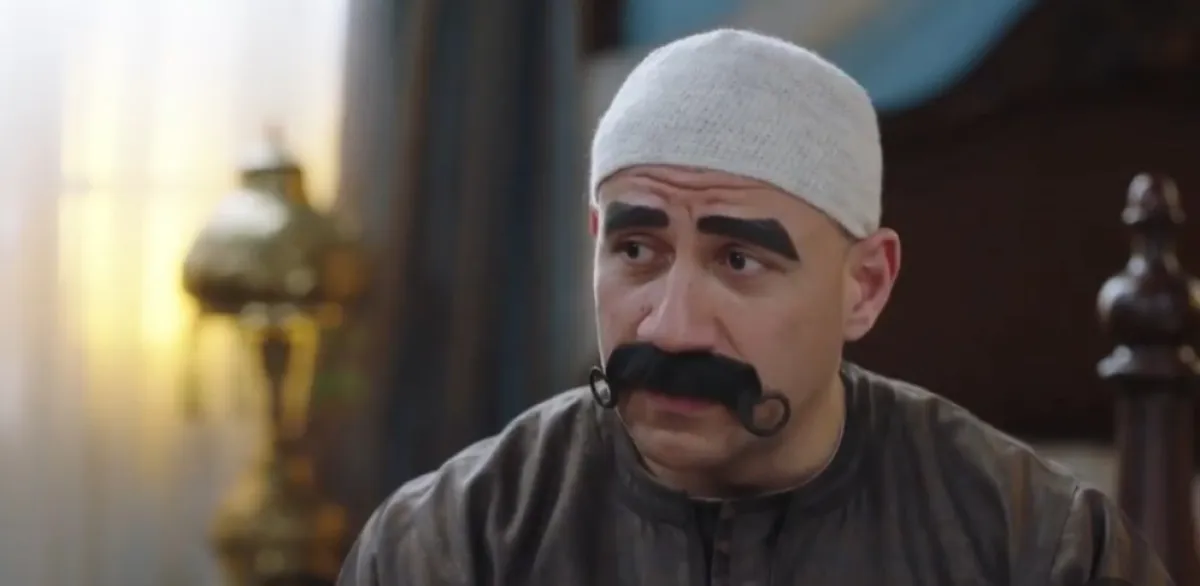 أحمد مكي في مشهد من مسلسل الكبير- الصورة من حسابه على انستغرام