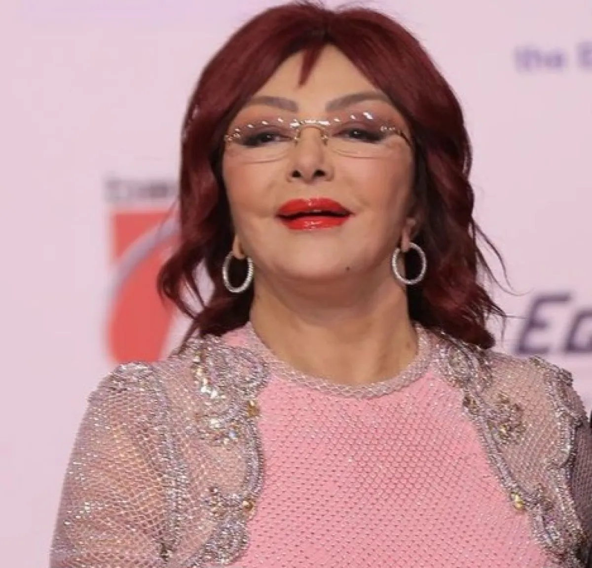 تكريم الفنانة نبيلة عبيد بمهرجان أسوان لأفلام المرأة