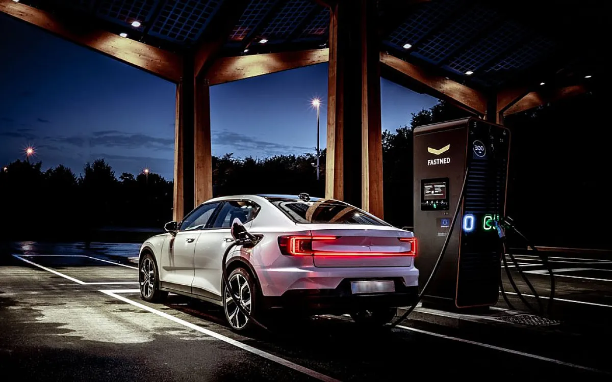 السيارات الكهربائية والطقس