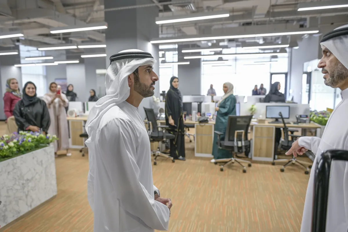 حمدان بن محمد يطلق الحملة الوطنية للتعريف ببرنامج الجينوم الإماراتي في دبي. الصورة من "وام"