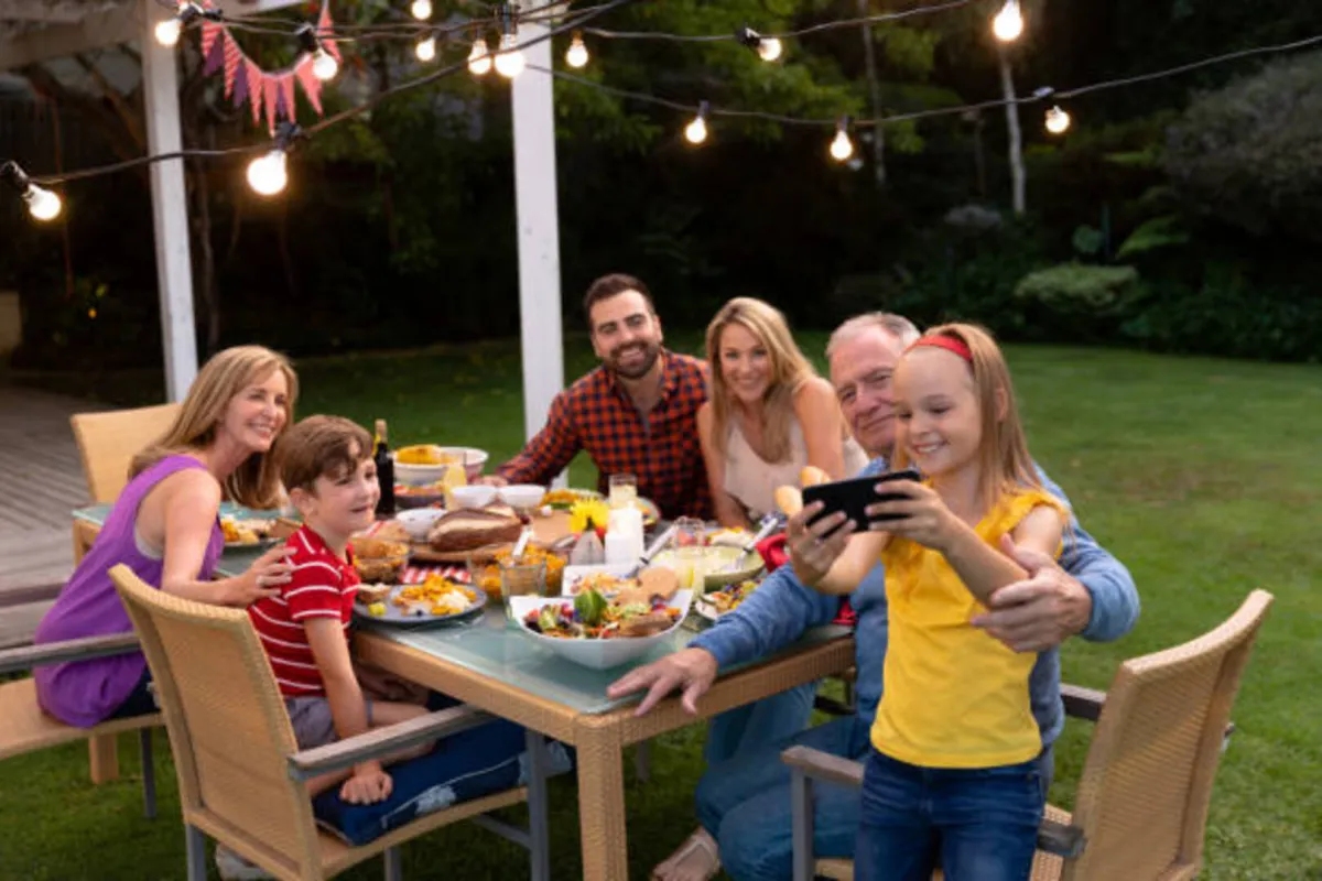 يوم الجار شعاره ( كيف نخلق الانتماء؟ ) 