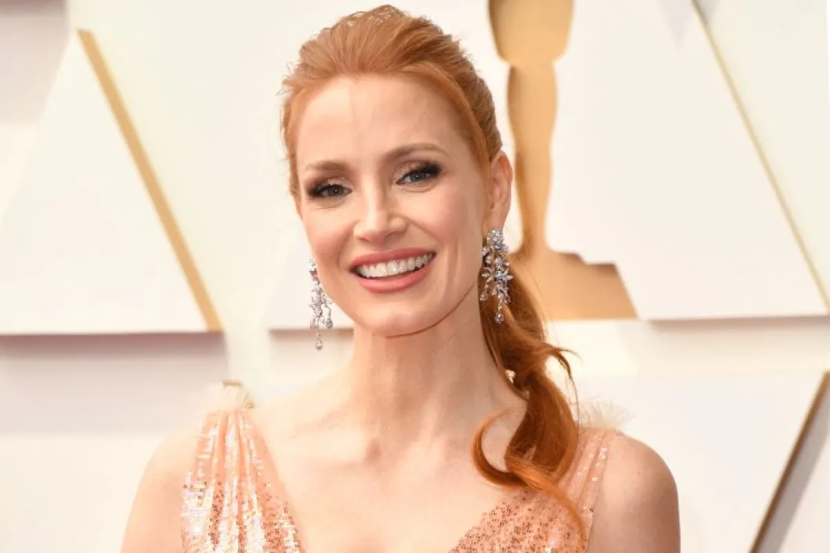 التجمة جسيكا شاستين