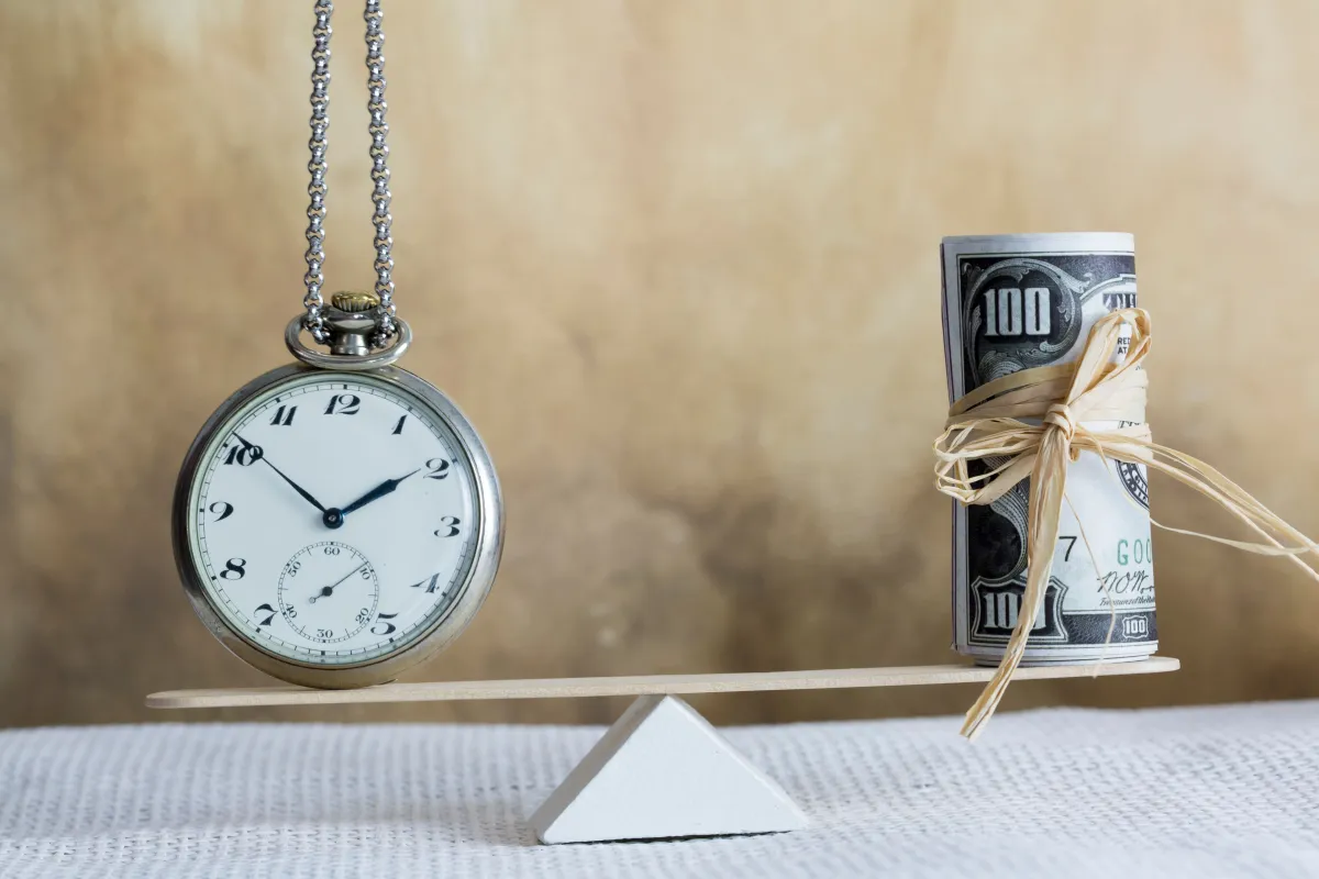 عادات تقود إلى جلب المال 