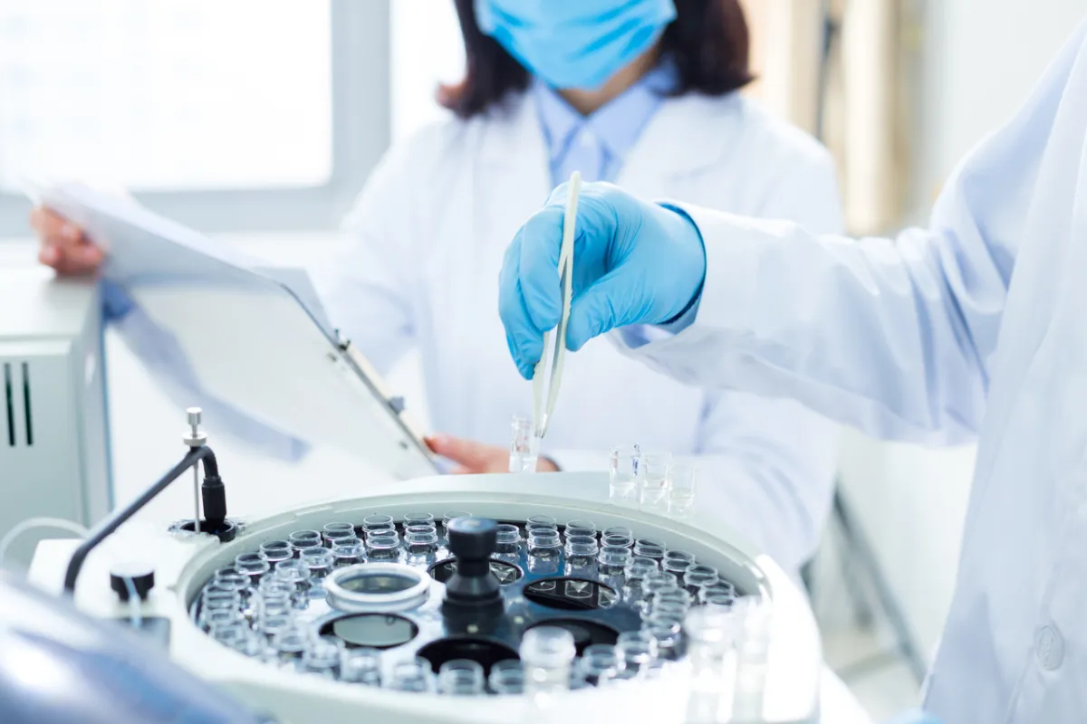 صورة للفحوصات الطبية