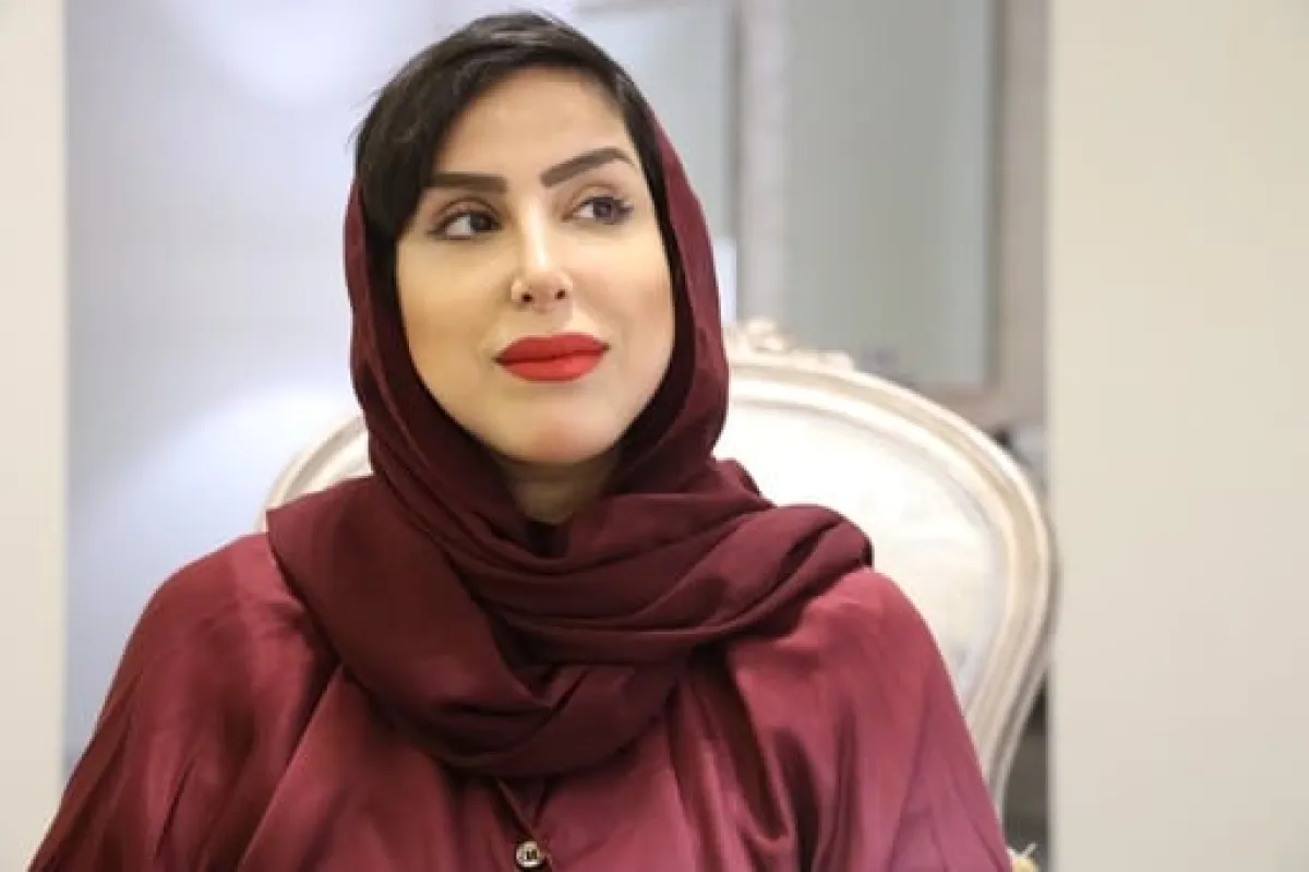 الاعلامية فوز الخمعلي