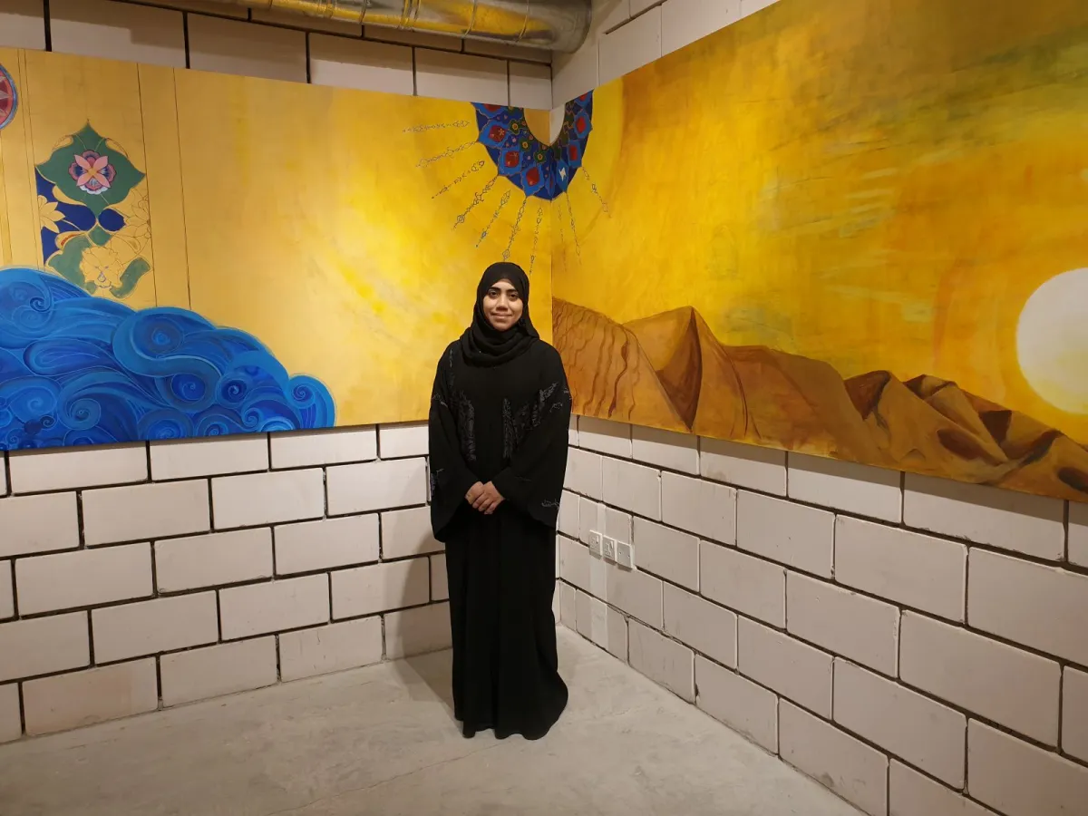 التشكيلية زينب أبو حسين-الصورة من المصدر