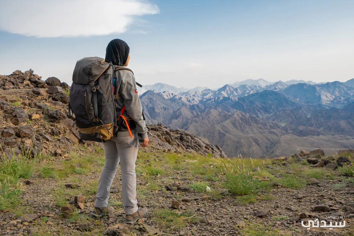 نايلة ناصر أحمد البلوشي: "لكل جبل تجربة تسلّق تميّزه عن غيره" 