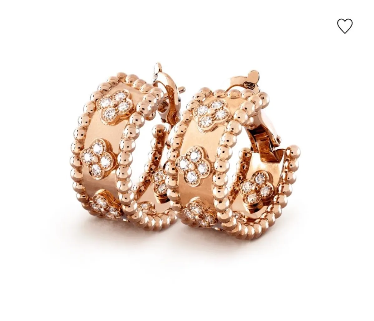 طقم Perlée clovers من فان كليف آند أربلز Van cleef&Arpels 