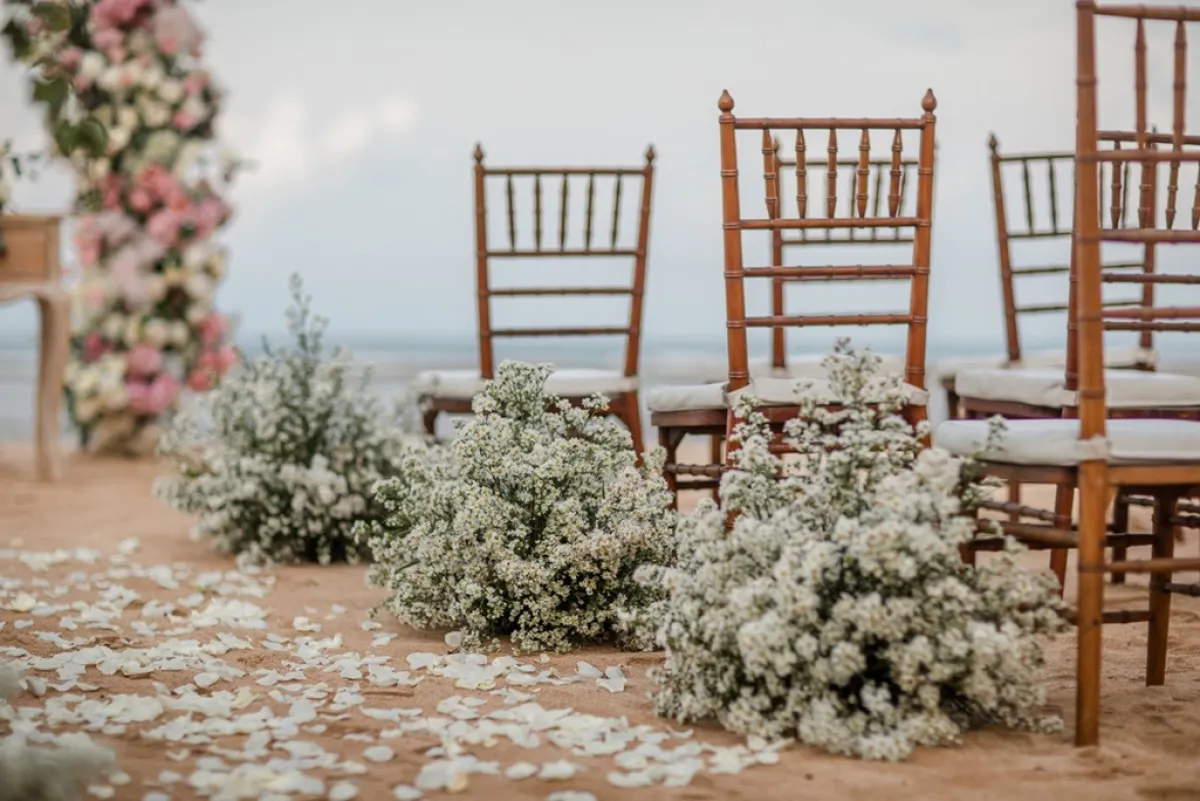 حسن تنسيق الأزهار في أي عرس