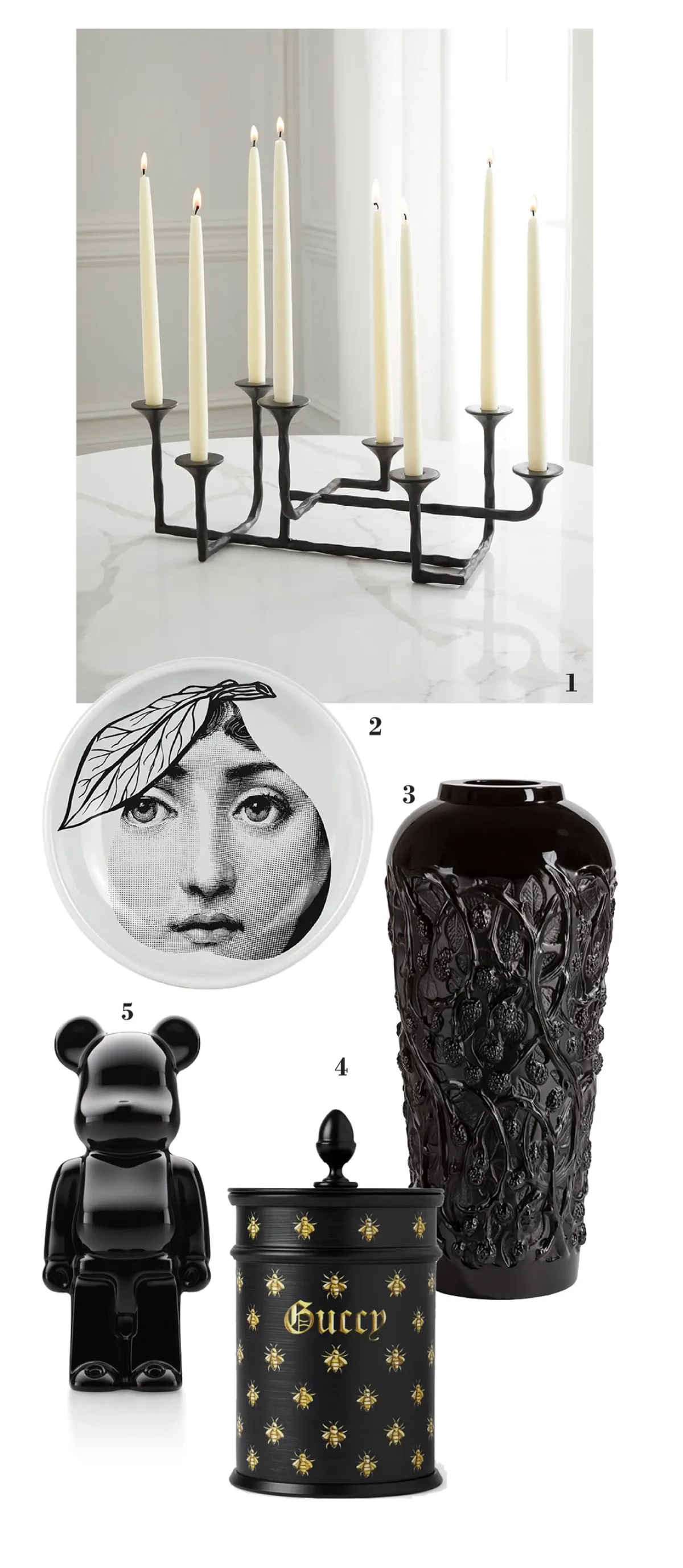 إكسسوارات باللون الأسود