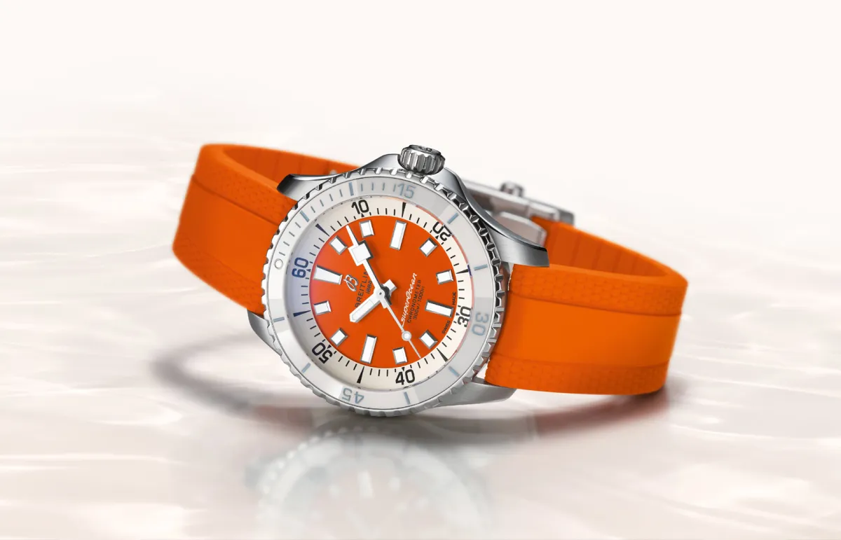 ساعات باللون البرتقالي Intense Orange