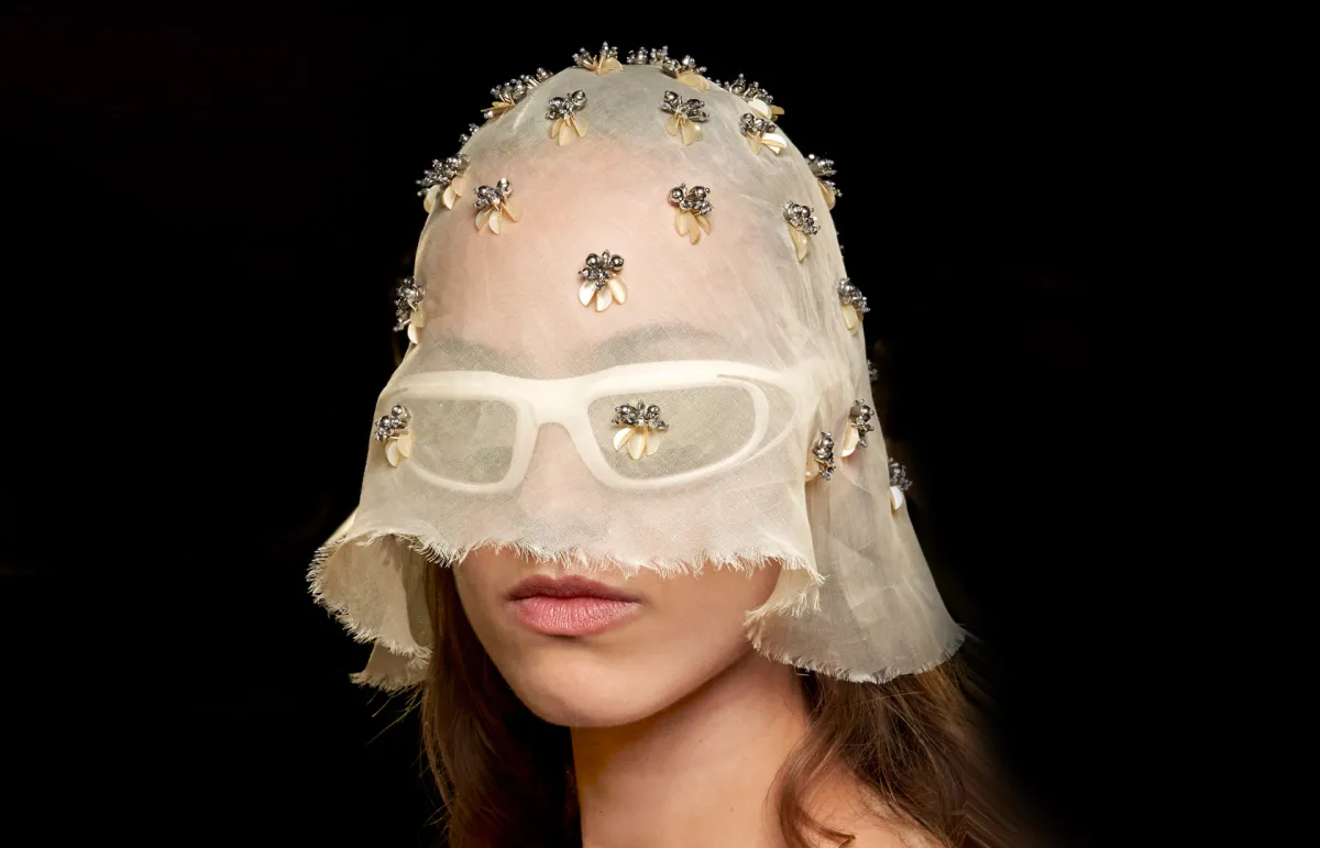  إكسسوارات الشعر من لانفان Lanvin