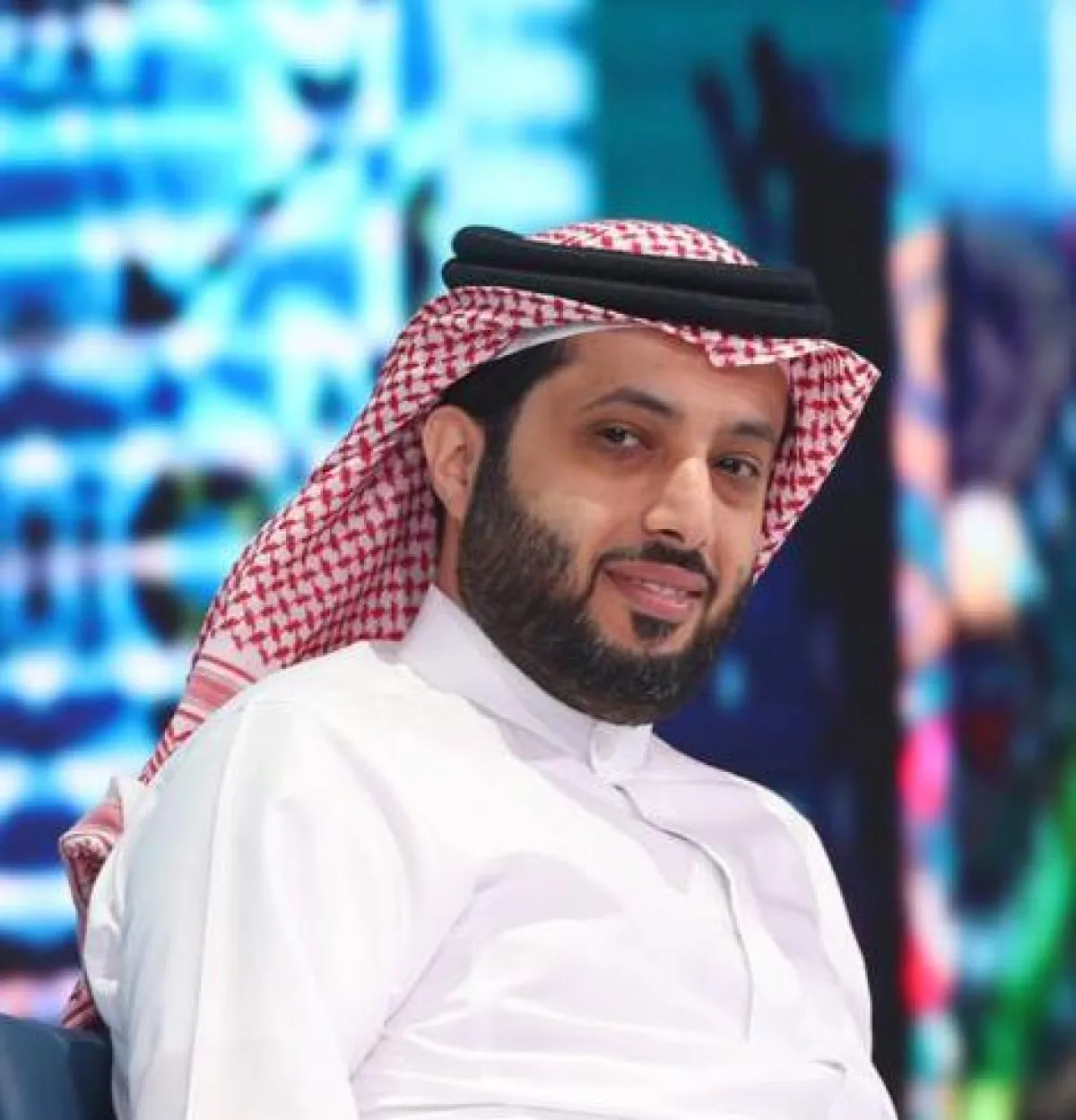 رئيس الهيئة العامة للترفيه يهنئ القيادة بمناسبة يوم العلم. الصورة من هيئة الترفيه