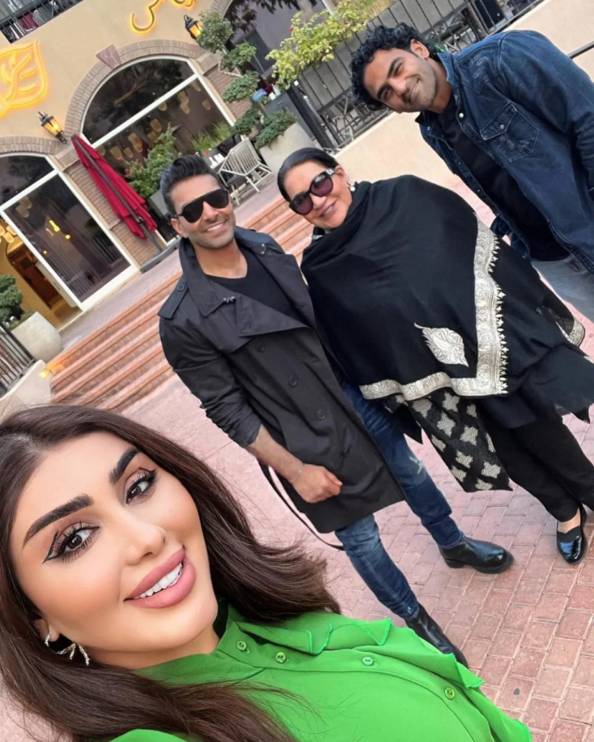 هنادي الكندري من كواليس مجاريح - الصورة من حسابها على الانستغرام