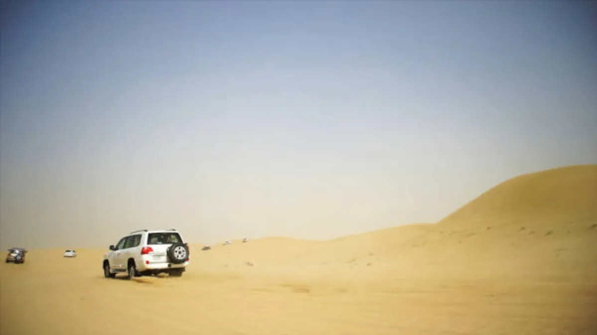 طرق ذكية لإخراج السيارة من التغريز