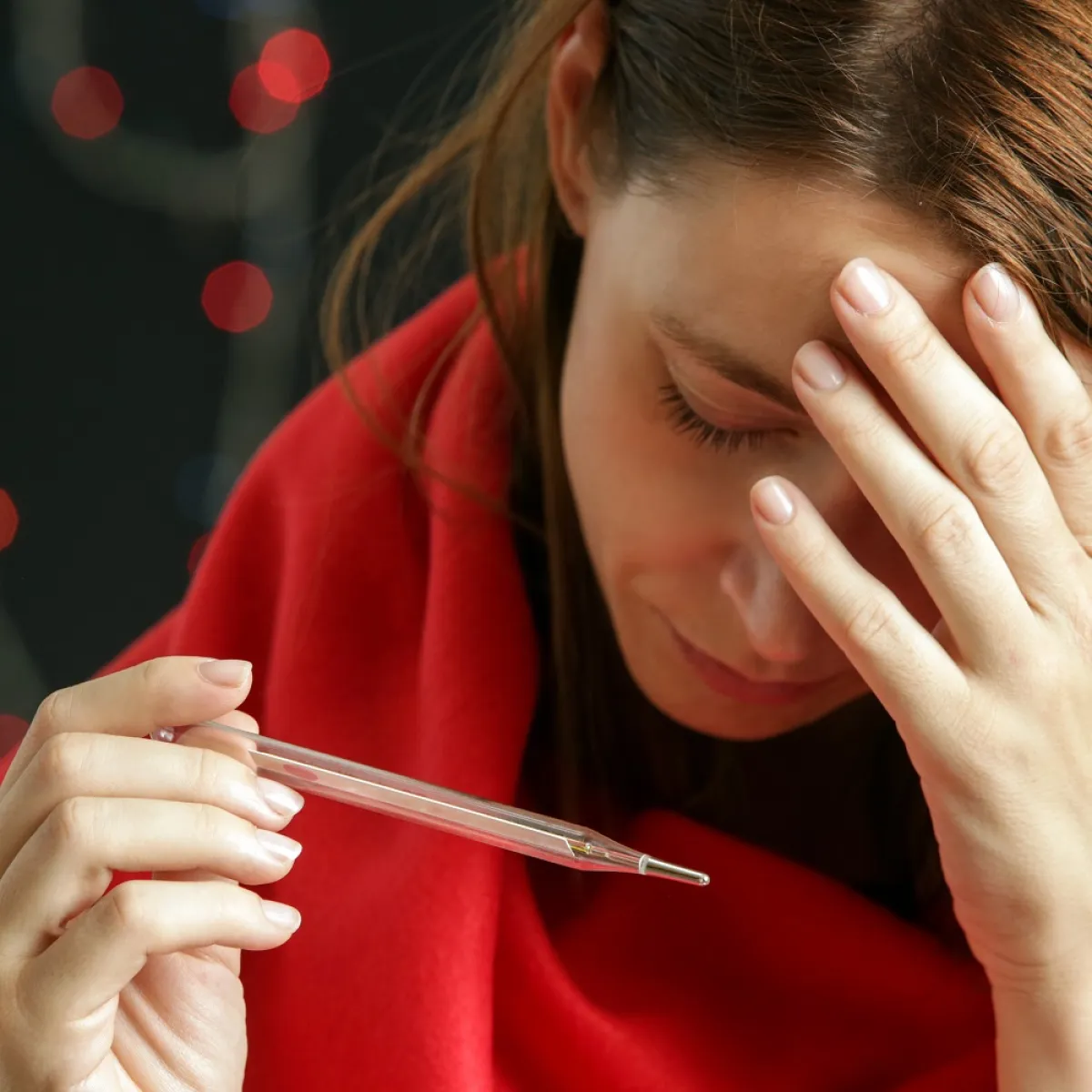 صورة لحامل تقيس درجة حرارتها