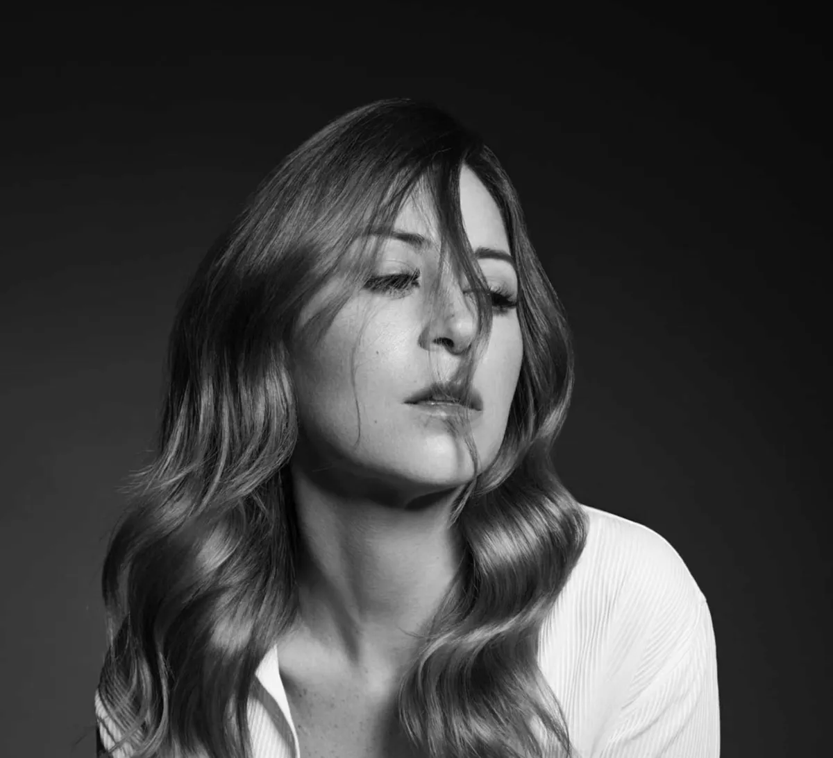 منة شلبي - الصورة من صفحتها الرسمية على الفيس بوك