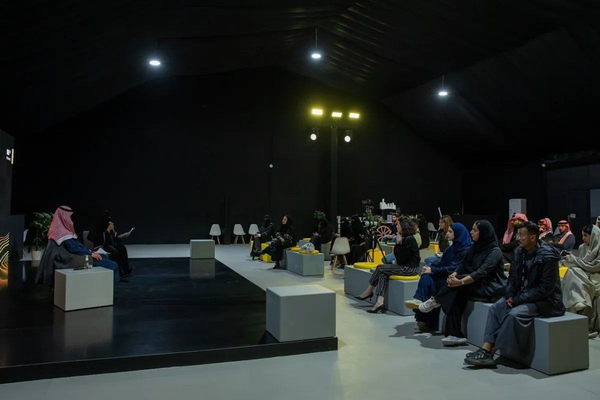 من الجلسات والمحاضرات التي قدمت ضمن برامج الرياض آرت