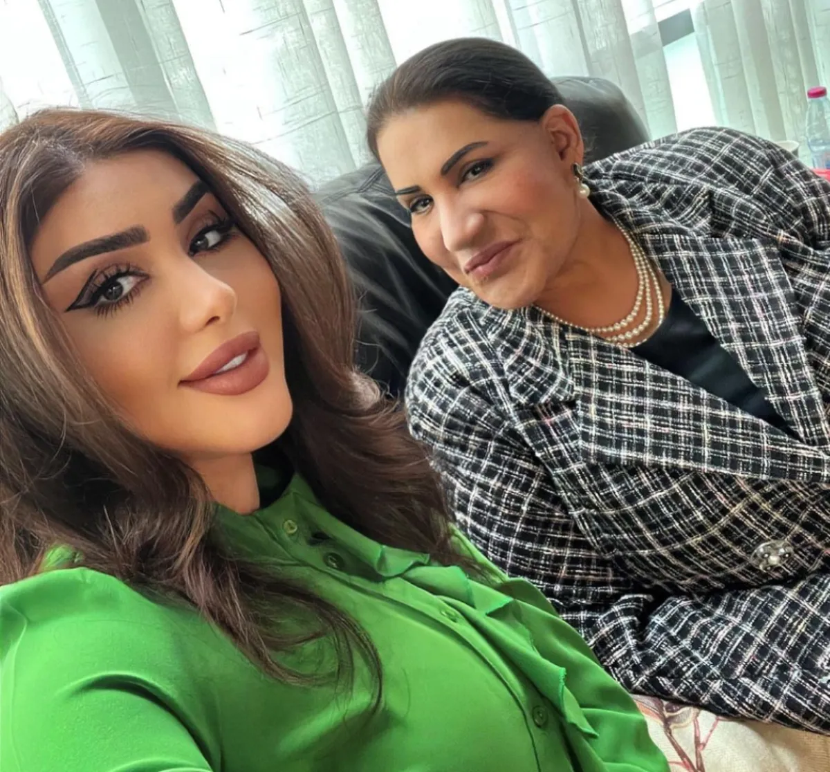 هنادي الكندري وسعاد عبدالله - الصورة من حسابها على الانستغ