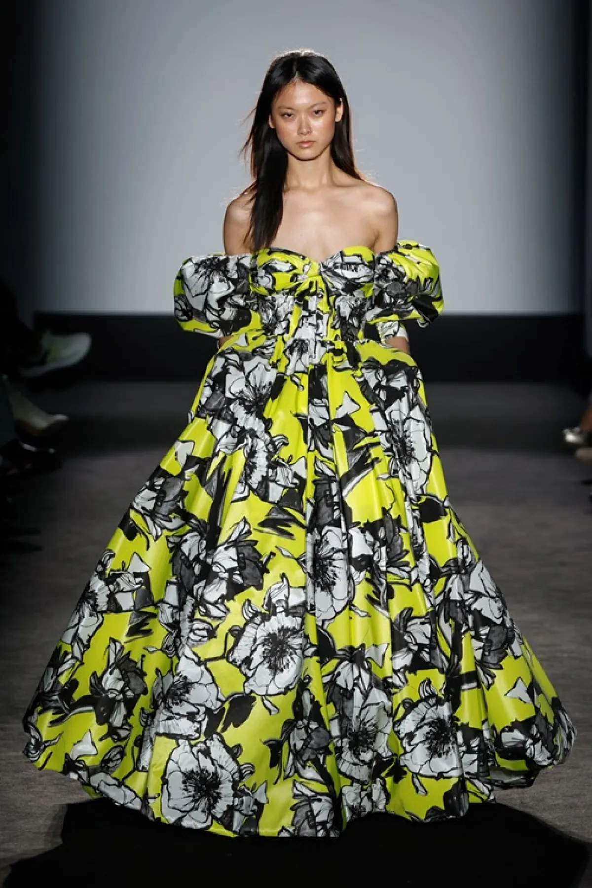 فستان بليسيه طويل من يولانكريس Yolancris