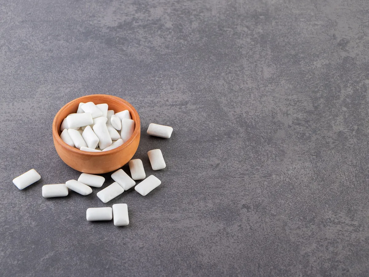 صورة لعلكة بيضاء