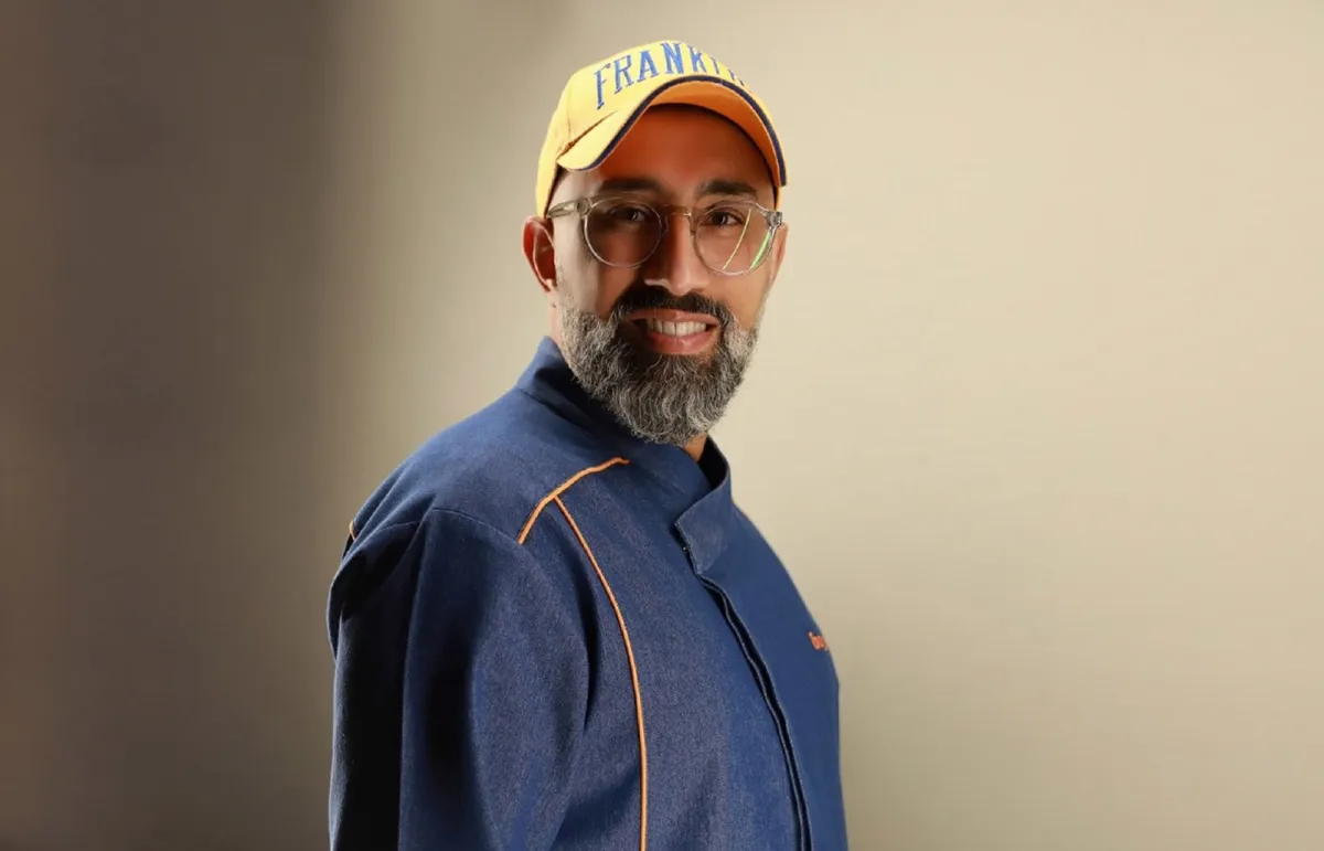 الشيف بو آدم: أتفنن بأطباقي لألبي رغبات أسرتي