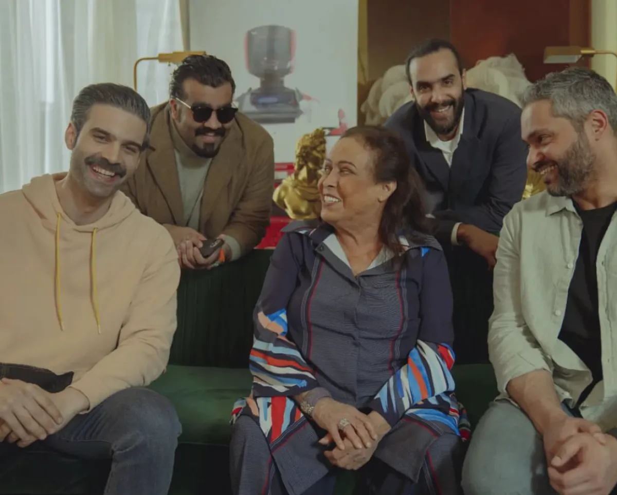 حياة الفهد مع فريق العمل-الصورة من حسابها على الانستغرام