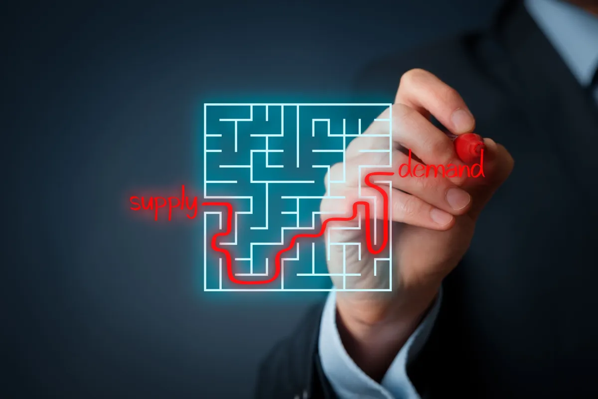 عوامل مؤثرة في سوق العمل