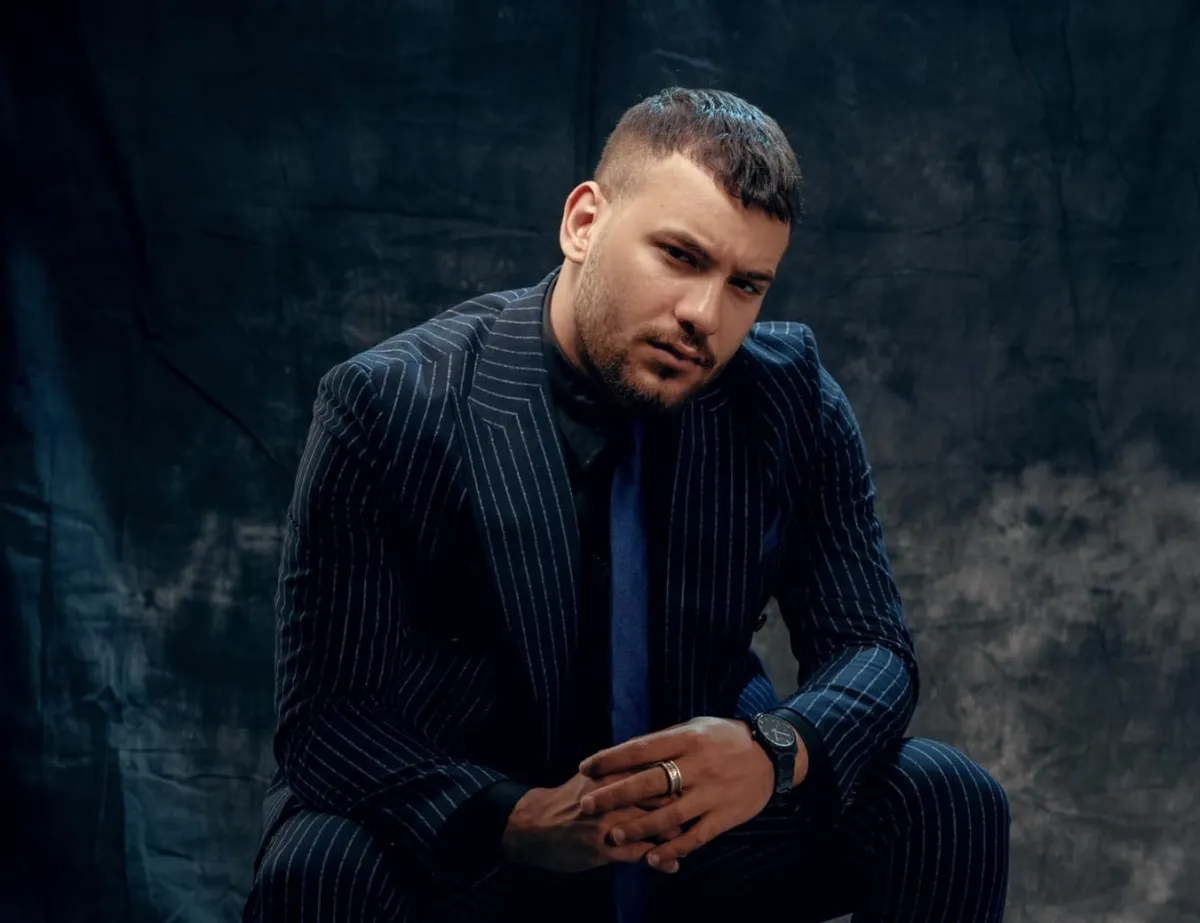 مسلم - صورة من صفحته على فيسبوك 