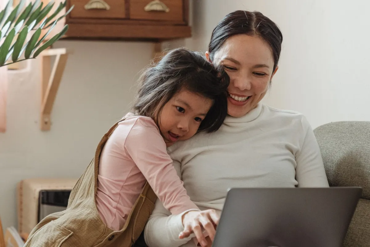 ماذا  قال الشعراء عن الأم؟