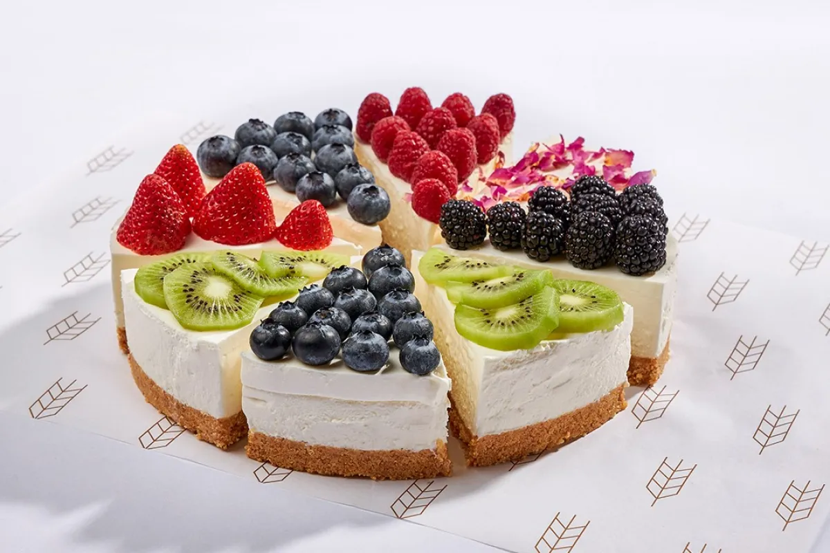 قالب التشيز كيك بإضافات متنوعة