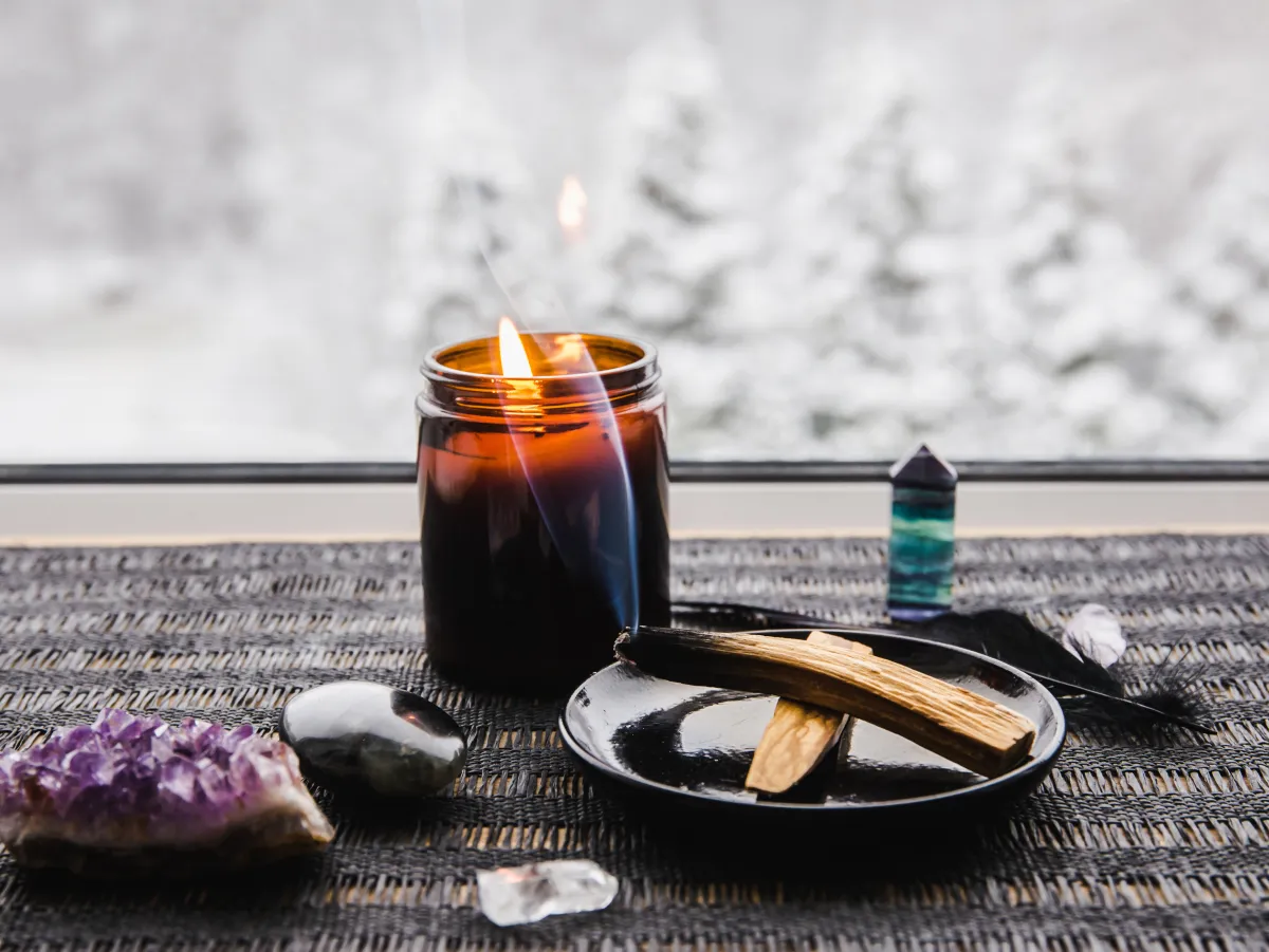 البخور لتعطير المنزل