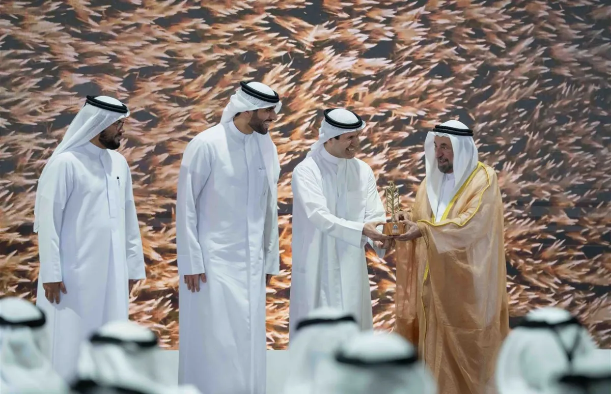 كرم "الشيخ القاسمي" الجهات الراعية والداعمة . الصورة من مكتب الشارقة الإعلامي