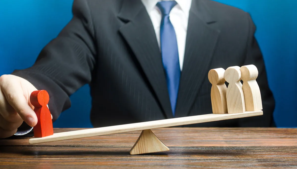 صورة تعبيرية عن الرأي الصائب