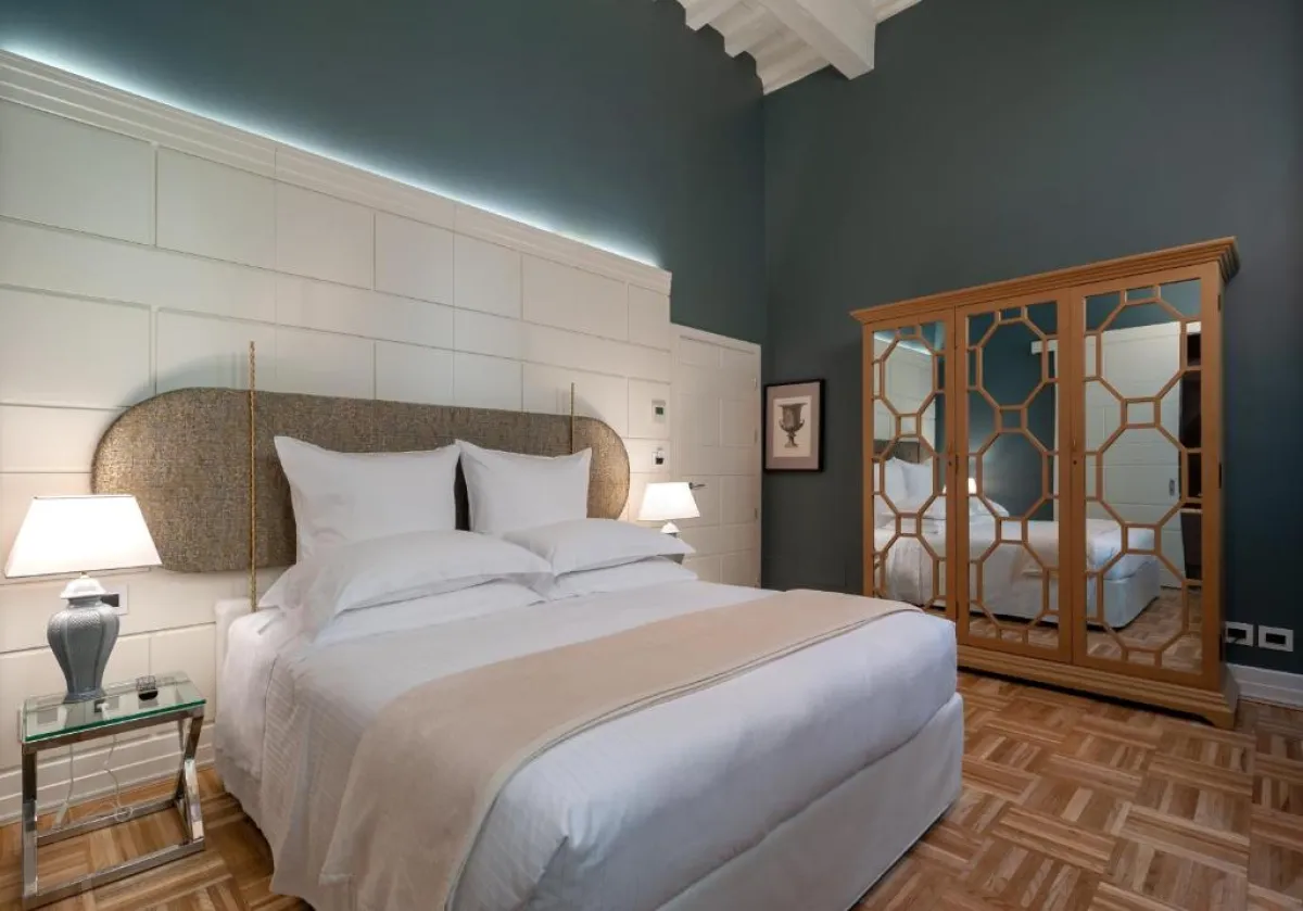 لقطة لإحدى الغرف في فندق فيرنزي نمبر ناين