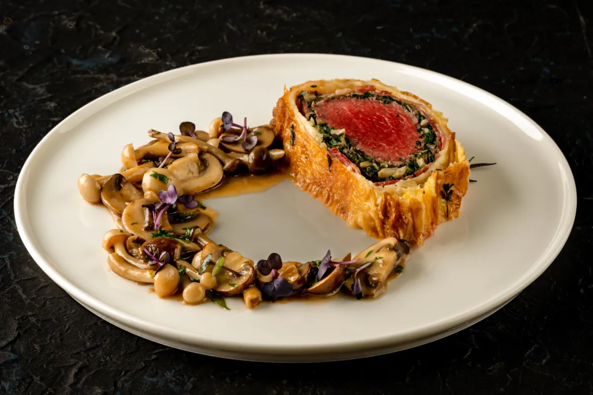  "بيف ويلينغتون" الطرّي الذي يتم إعداده باستخدام الوصفة الأصلية