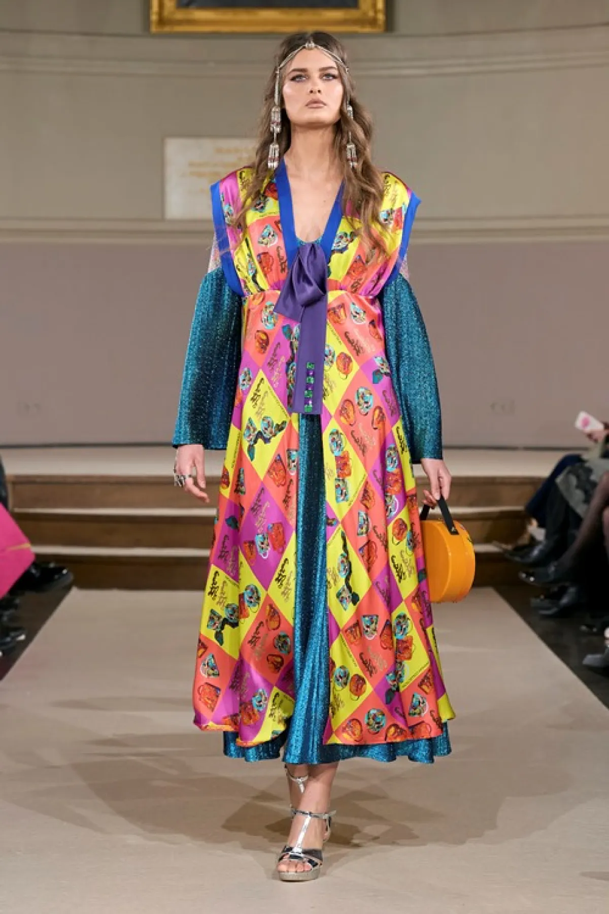 فستان فضفاض لرمضان 2023 من هانوم أيداش Hanum Aidash