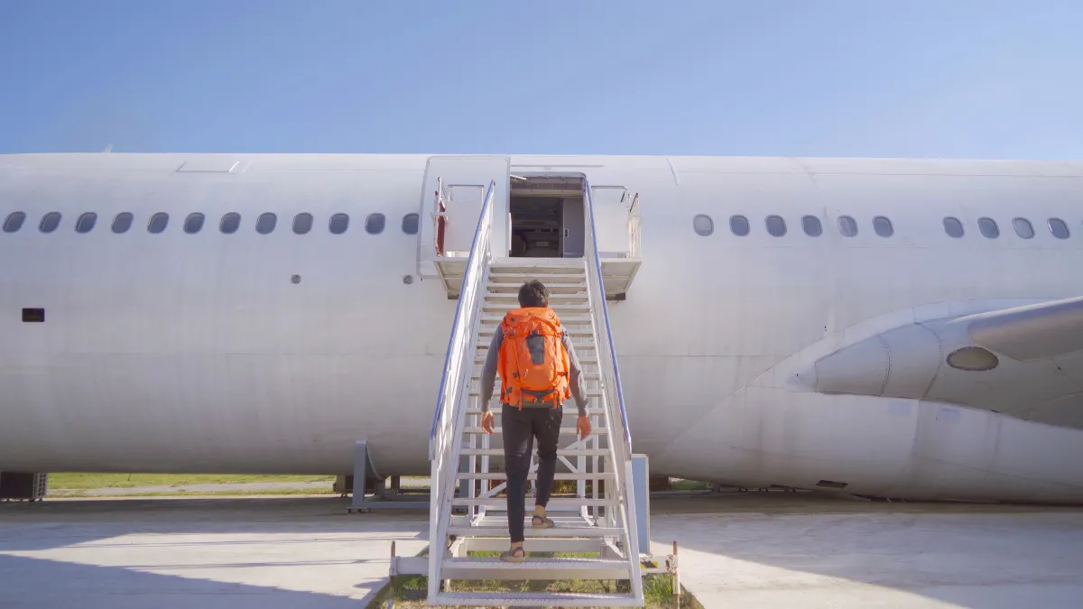 الاستعداد للسفر بالطائرة