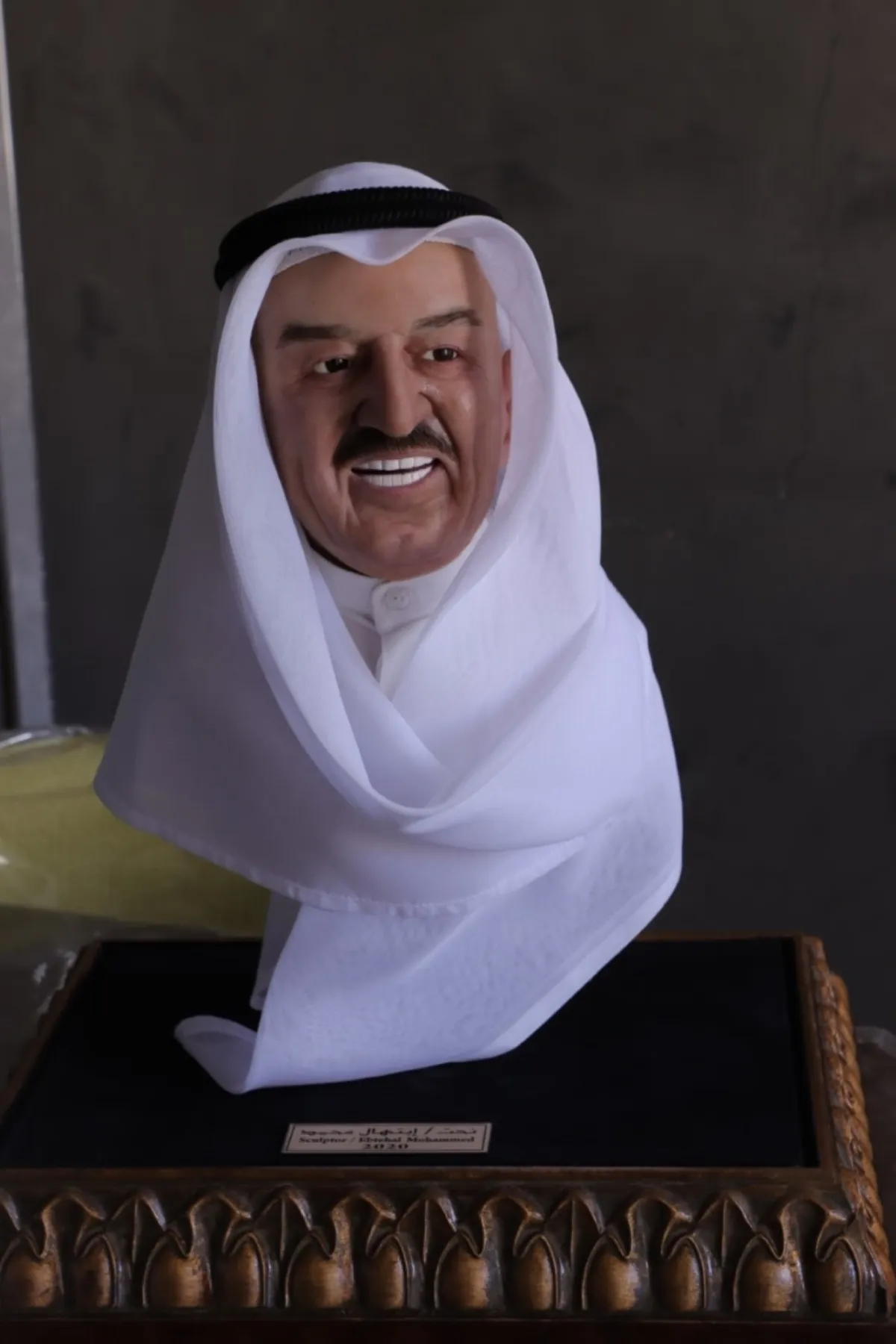 منحوتة الشيخ صباح الاحمد يرحمه الله بانامل ابتهال ابل - الصور من المصدر