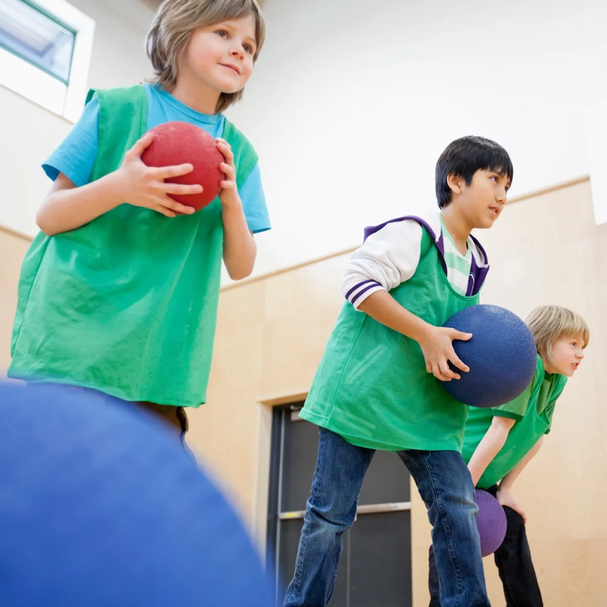 صورة لأطفال يلعبون