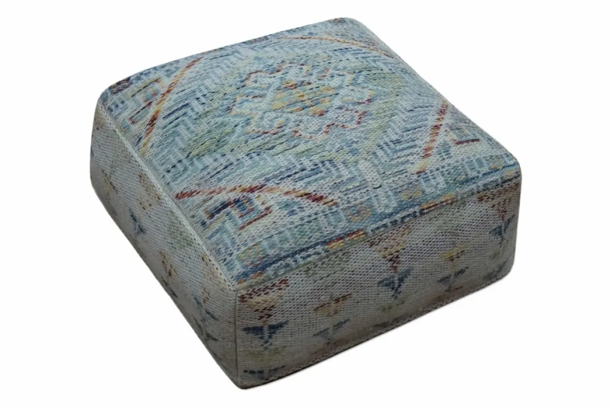 وسادة مناسبة للجلوس أرضًا